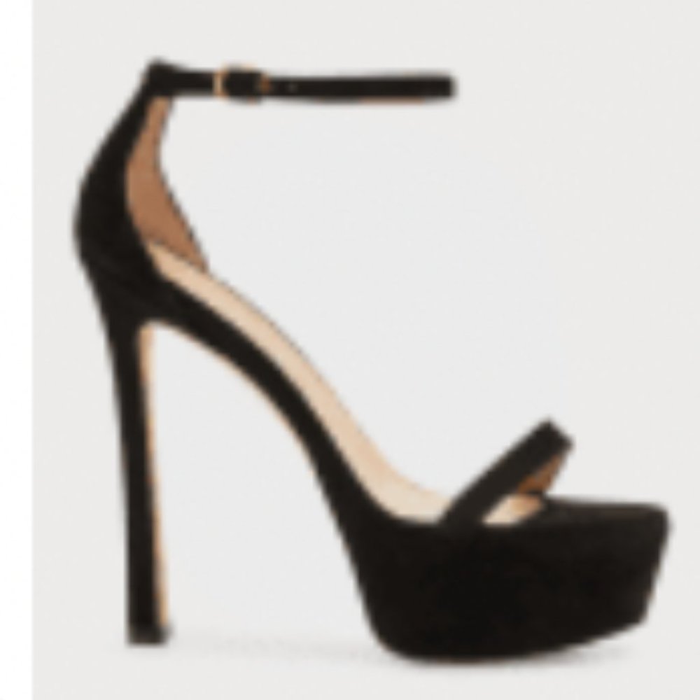 NEW to Poshmark closet, NEVER WORN, Stuart Weitzman Nudistcurve Hollywood Sandal